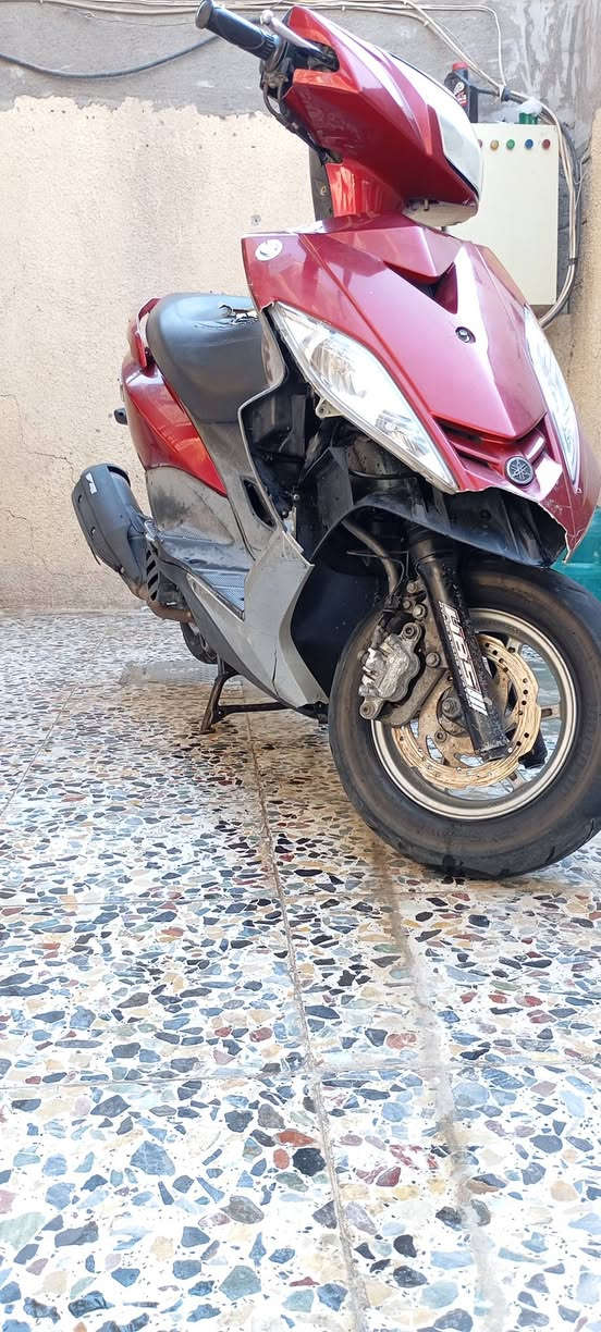 موجود واتساب جي تي ار رمبه بس صار حادث وراحت البكم نص منه***********
