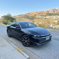 تويوتا كراون XLE موديل 2024 محرك 2.5L 4 سلندر هايبرد ماشي 3 الف مرقم ك...