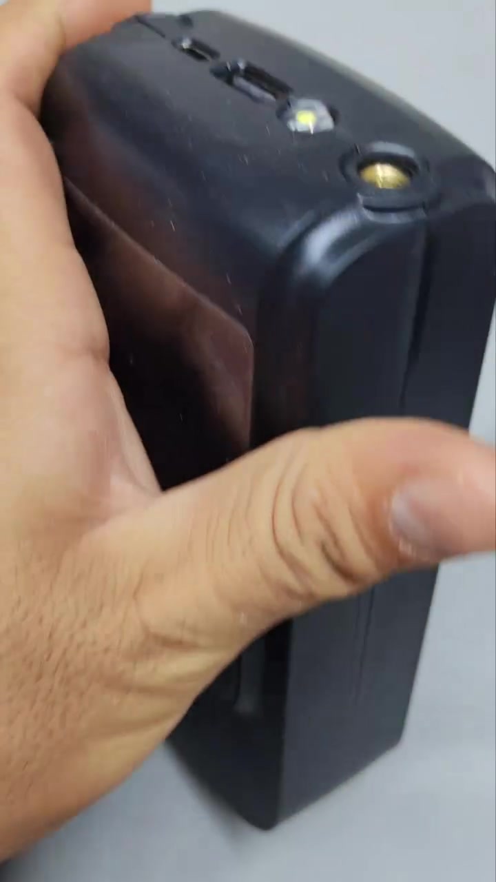 منفاخ سياره +باور بنك +لايت فدرالي اصلي مال امزون وزن ثقيل ودفع قوي كلش


**إذا كنت صاحب هذا الإعلان وتريد حذفه لأي سبب، رجاءا أرسل رسالة إلى الدعم الفني**