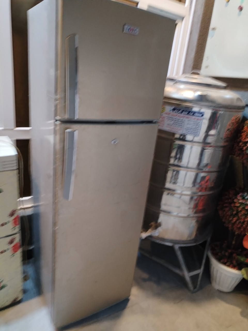 غراض منزلية البيع عنوان حفرية اكو توصيل اسعار مناسبة *********** كلشي علضمان
