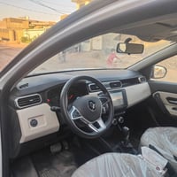 داستر • ٢٠٢٥ • ماشيه ٣٠٠٠