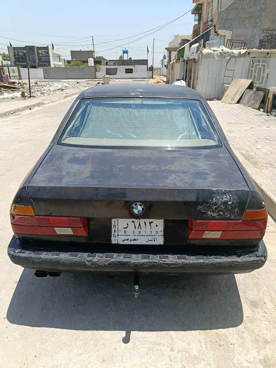 السلام عليكم للبيع او مراوس 735 موديل 1991 رقم انبار شرط التحويل مكينه وكير وصدر وتخم تاير باتري كله جديد ايرفلو جديد منضومه بانزين جديدة بلكات نوزلات كله جديد سيارة جاهزة من كلشي تبريد نقص غاز بس مكاني بغداد المحمودية السعر 35 وبيها مجال بسيط ***********////*********** كورك بي واتساب
