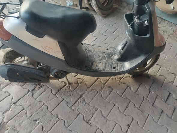 السلام عليكم ورحمة الله وبركاته دراجة بطه ٦٠ دراجة نضيفة تجي تشوف بعنيك مكان الحريه الدوالعي السعر ٣٠٠ وبيهه مجال الاتصال على الرقم ***********
