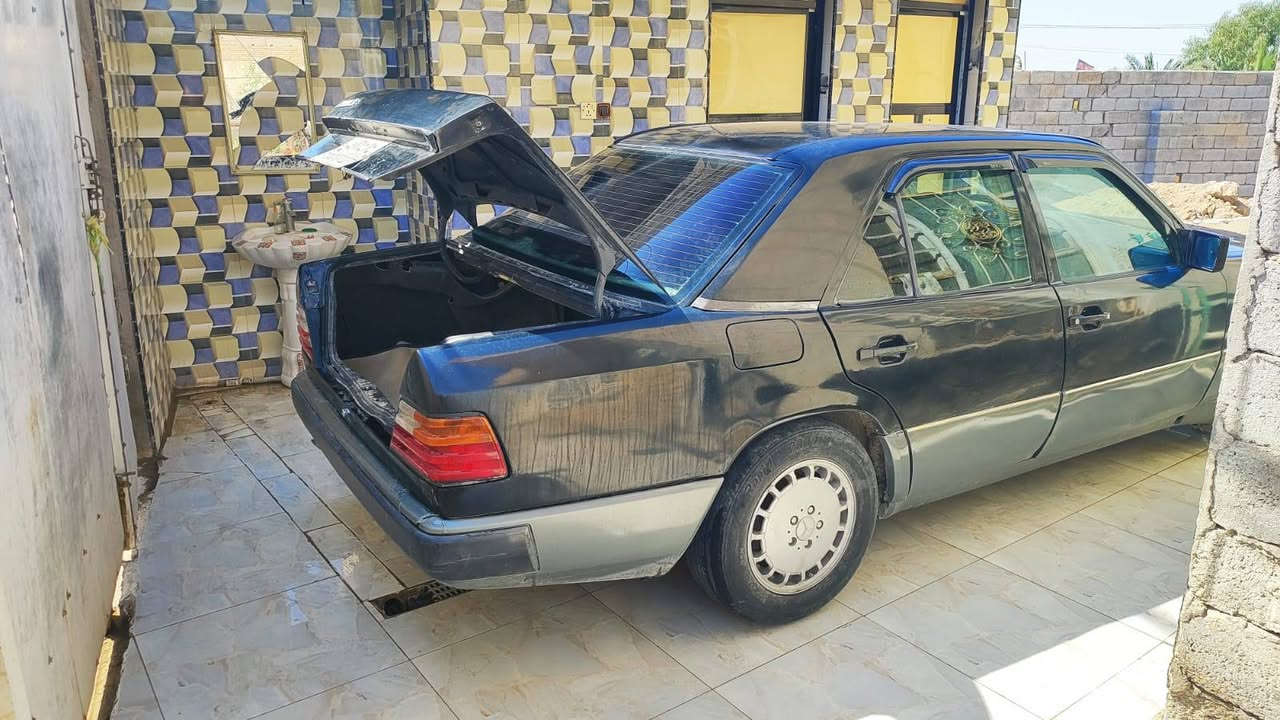 السلام عليكم  للبيع مارسيدس دب سعر 42 وبيها مجال سياره كفاله كص ونقل جثه وضربه كفاله قواعد دبلات كفاله مصبوغه جماليه رقم بصره مداور ثاني يوم  كير مكينه كفاله نوع المكينه فيفيتي ام فيشتين سياره جاهزه  حداديه توها نافظها تخم تاير جديد دشبول جديد لايت زنون اصلي مكانه الناصريه الفهود 
***********
