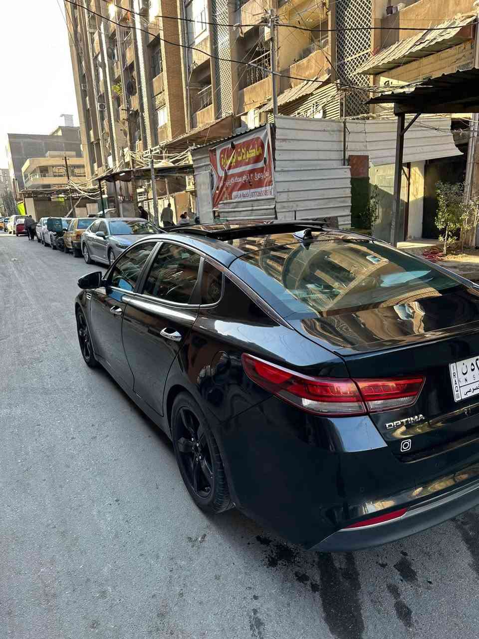 السلام عليكم كيا اوبتما للبيع 
موديل 18 (S)
وارد امريكي حادثها بابين مبدلات نفس الون 
وجاملغ  امامي بل عراق معدل وصبغ
وبنيد واكعه عليه طابوكه معدل ومصبوغ 
سياره نضيفه وجديده
وبيها ملاحضات  
تبريد ثلج تدفئه 
السياره فوك ماعده البصمه 
بانوراما 
تحكمات ستيرن 
كشن كهرباء 
بيها منضومه غاز  يعني غاز وبانزين 
بيها منضومه زينون عالي  
مكان سياره بغداد الكراده 
***********
السعر 132 وبيها مجال
