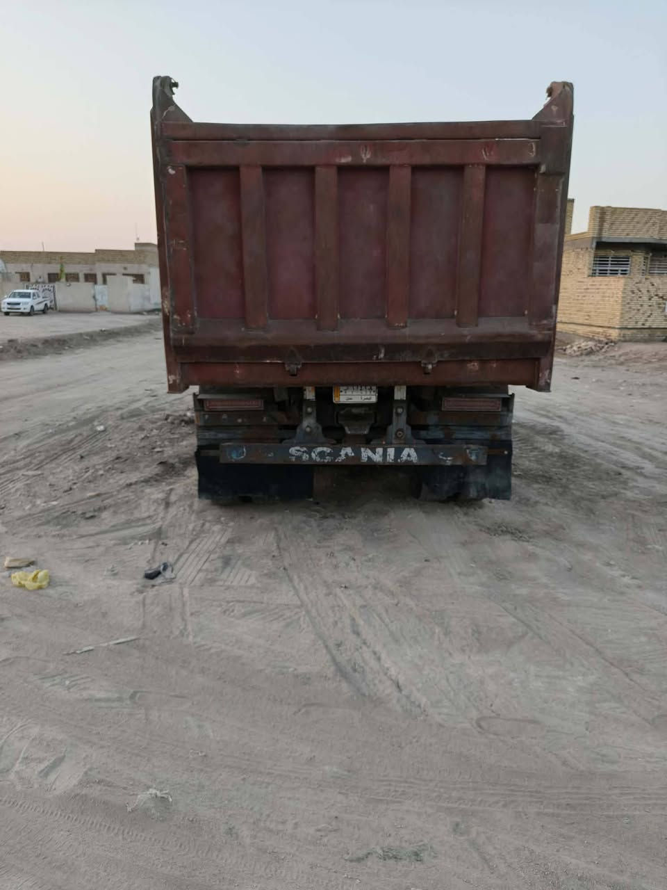سكانيه موديل 93 مجموعه كتر 19 محرك 113 جديد 
كير 5/5 رقم بصره سنويه مجدد مكانه الناصريه 
مركز شراي يتصل مكلف بل نشر ‏‪***********‬‏
