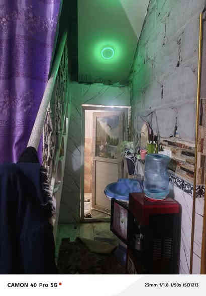 بيت طابو صرف مساحة ١٥٠ طابقين ناحية الفضليه قريب عله شارع ٤٠ الجديد بناء طابوك سقف عكاده غرف ٥ صاله عدد ٢ مطبخ ديوانيه صحيات حديقة خدمات ماء كهرباء شارع مجاري شارع تبليط سعر ١١٥ وبي مجال قليل وتصال عله رقم *********** وتصال عله واتساب
