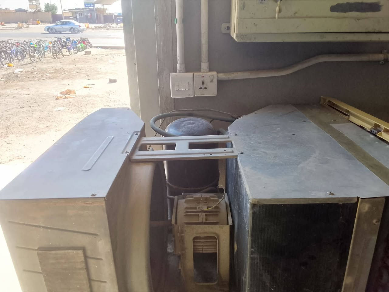 السلام عليكم مكيف جنرال شرط الفحص والتبريد الحجم الكبير عنوان بغداد المعامل سعره300 وبي مجال ***********

