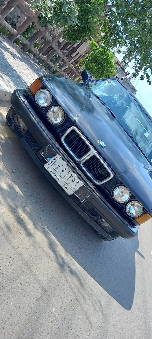 سلام عليكم عندي هاي بي ام موديل ٩٢ الحجم ٧٣٠ مفتوح كير مكينه جديد تخم تاير جديد ويل كب جديد  جام كهرباء سياره كامله رقم بغداد سنويه ٢٨ دبل ايرباك دبل كومبيوتر برده اصليه كشن هيتر اصلي اخلفي امامي   بجم عريض سياره جديده فتحة سنتر لوك مكانه بغداد الشعب رقم *********** لسعر ٣٣
