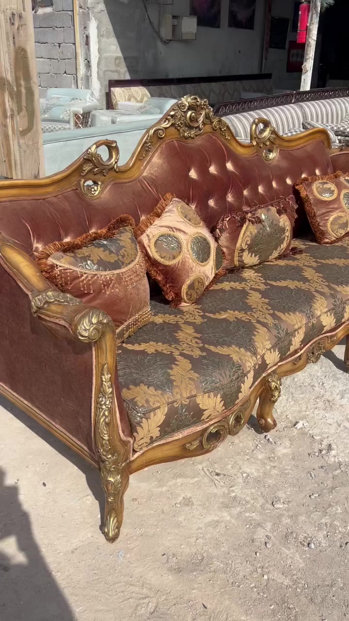 ***********
حياكم الله  #متابعين #مثل ماعودتكم عل شي الراقي وفرتلكم تخم كويتي  تخم تحفه خشب خالص يتكون من ٣ قنفات + كراسي ٢  #توصيل كل المحافظات  #للحجزوالاستفسار #وتساب***********حياكم
