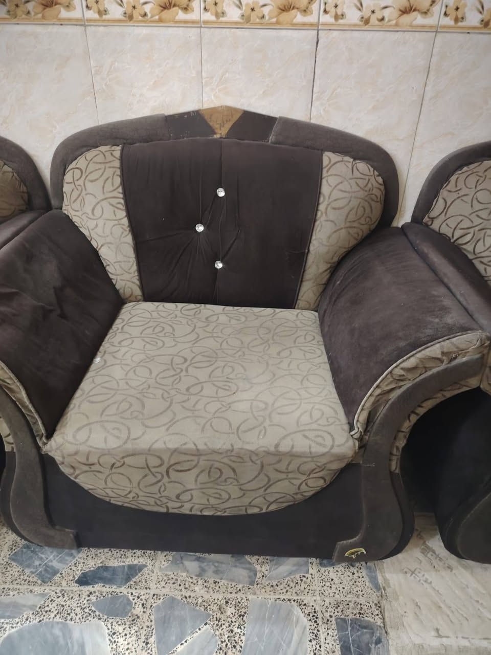 كراسي مال تخم اربع كراسي ب 50,000 الف


**إذا كنت صاحب هذا الإعلان وتريد حذفه لأي سبب، رجاءا أرسل رسالة إلى الدعم الفني**