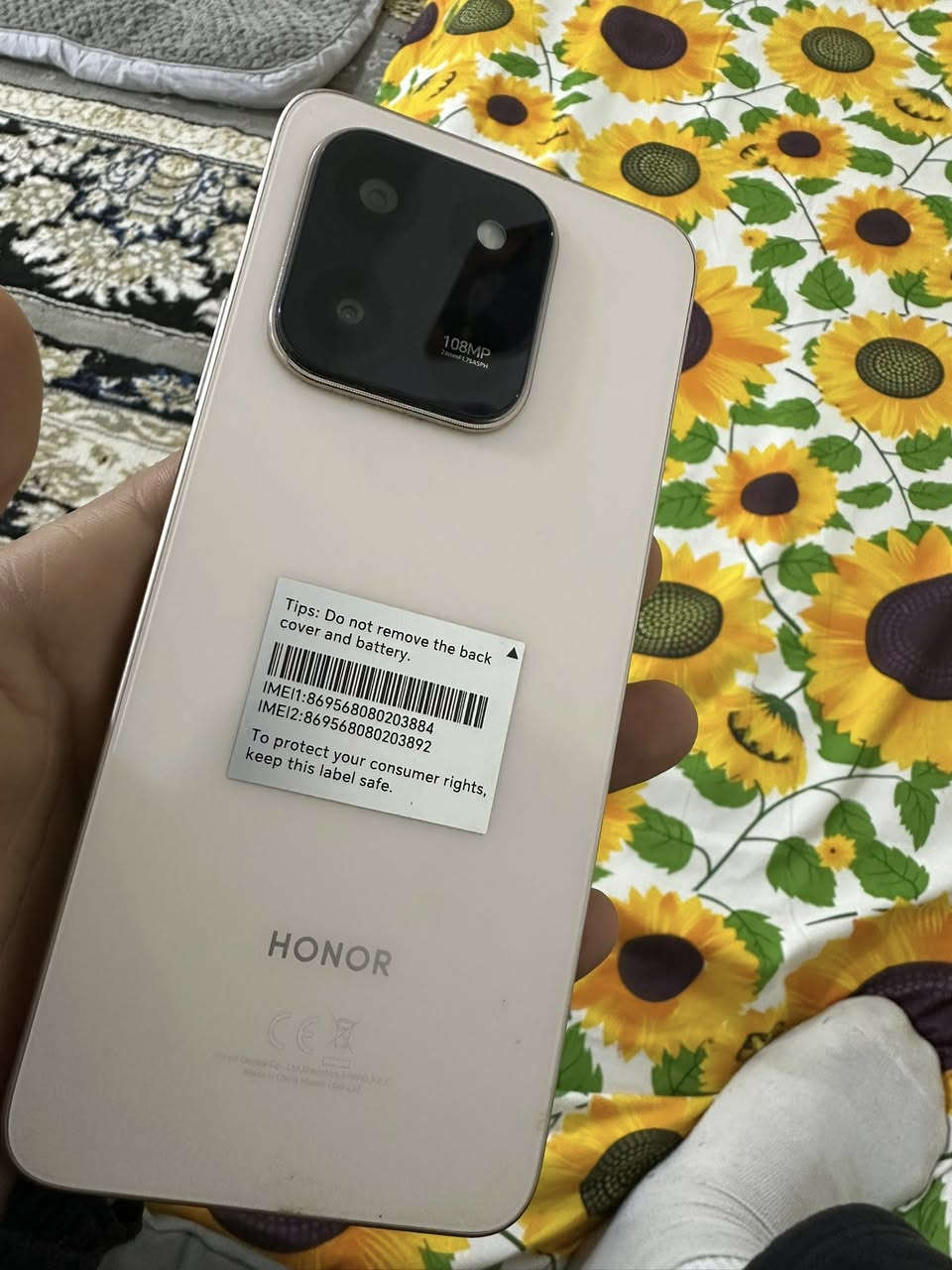 هونر x7b ذاكره 256 مستخدم سبوعين جديد بكامل ملحقاته ب١٩٠ الف وبي مجال قليل كلش ***********
