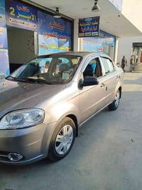 افيو خليجي 2009 توماتيك السيارة جاهزة كير ومحرك شرط  66 وبيها مجال بسي...