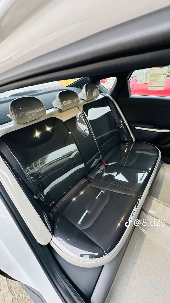 سلام عليكم كي 4 خليجي للبيع او مراوس حسب القناعه سياره جي تي لاين مدوشمه وجاهزه حراري وارضيات وكشنات وبجم ب ب ف ويالتهه زيرو  ماشيه  3000 بيهه 12 تبديله دهم وضمان خمس سنوات شركه KN سعر 210 بيهه مجال قليل مكانهه غزاليهه رقم بغداد
رقم الهاتف ***********
***********
