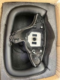 ستيرن تسلا • مكسور • قطع غيار