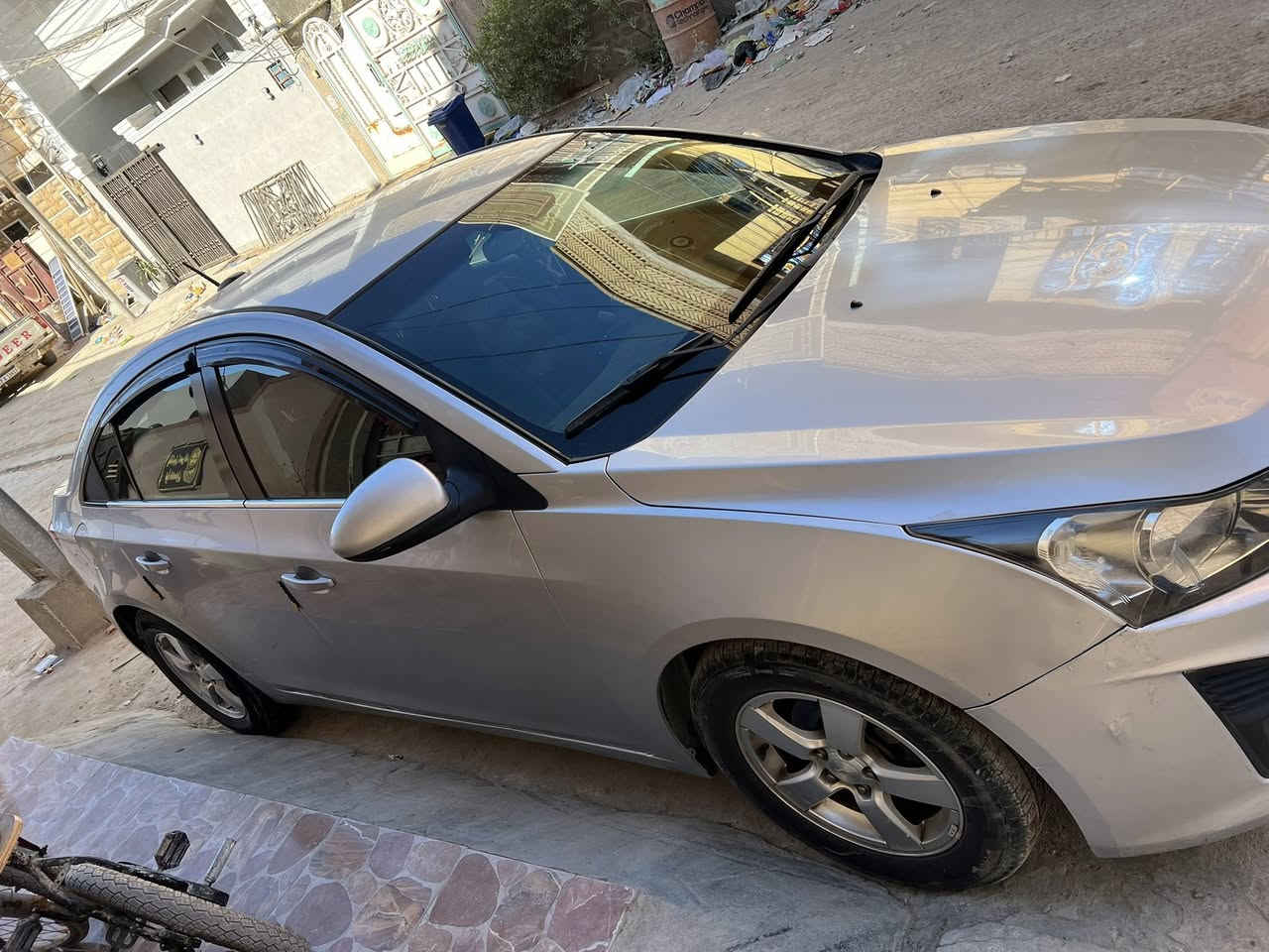 شوفليت كروز مديل 15 كير ومكينه وحداديه وكهربائيات وتبريد وتتفئه مكفولات سياره بيه جاملغ امامي فقط مكينه ١٤٠٠ تيربو البلادي سياره حيل نضيفه وما متعوبه مكاني كربلاء السعر ٧٥ اتصل ***********
