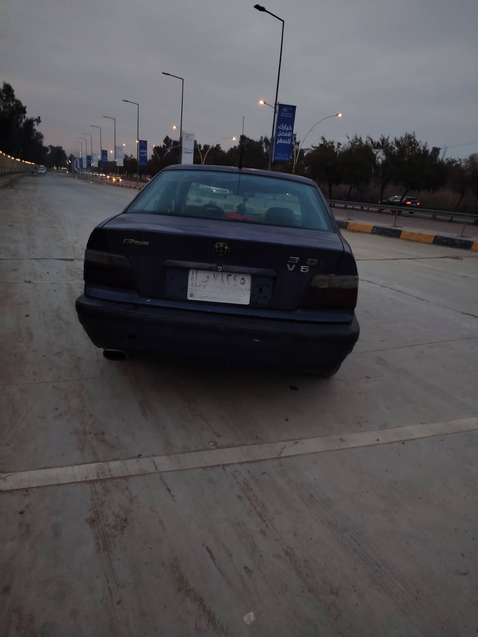 Bmw E36 318
للبيع محرك وكير شرط صبغ عام محرك 4 18 طخم تاير كدام وره جديد دبلات كدام وره جديد وياله خليه سنويتها تنتهي 2027 رقم نينوى الماني شرط الوكاله والتحويل طخه بالجاملغ اليمين  داخلها نضيف كابون بانزين الكتروني سكف داخل جديد صارله سبوع سعرها 30 ورقه وبيها مجال. 
لتواصل *********** وبي واتساب ايضاً
