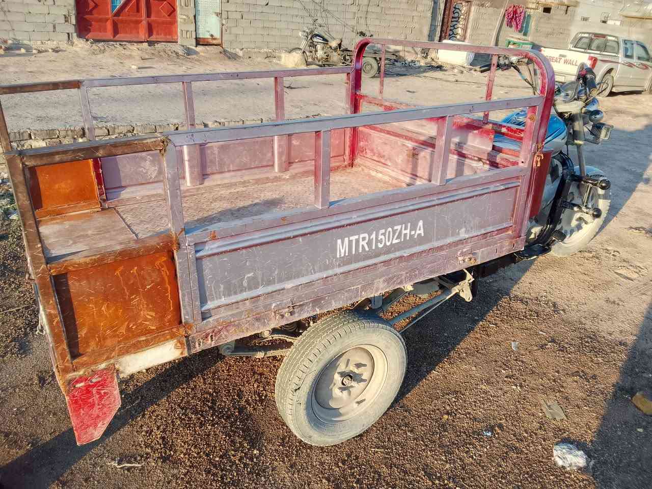 السلام عليكم ستوته للبيع مديل 13محرك 25ستوته نضيفه تواير جدد ستوته مالت جناي اوراق اتصل وبيك خير ودلل ***********واتساب
