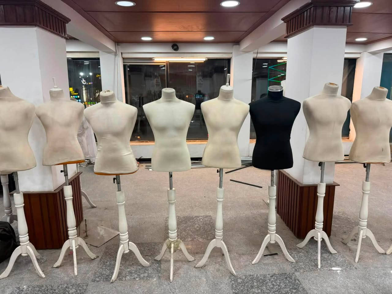 للبيع مليكان رجالي تركي سعر مناسب اكثر من ٥ قطع سعر القطعة ٤٠ الف فقط


**إذا كنت صاحب هذا الإعلان وتريد حذفه لأي سبب، رجاءا أرسل رسالة إلى الدعم الفني**
