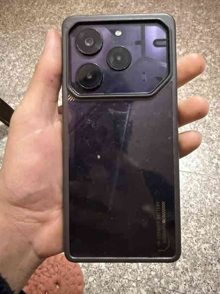 جهاز تكنو بوفا 6 برو للبيع السعر : 225 منطقة العبيدي رقم الهاتف : ***********
