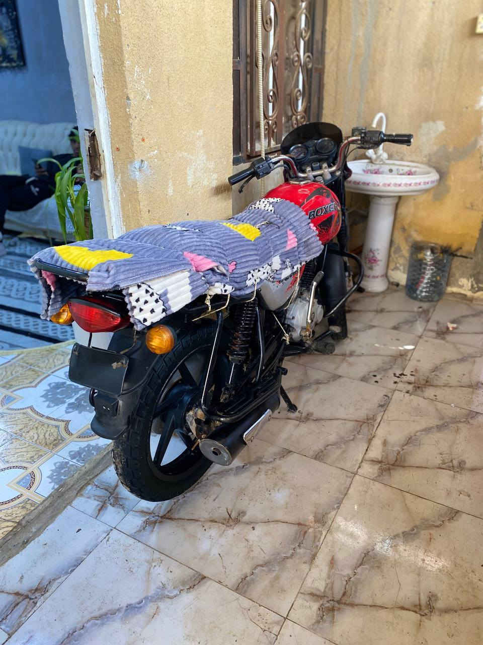 سلام وعليكم دراجه بوكسر للبيع مديل2021 ما مفتوحها ادوات ادوات ادوات سعرها700 وبيها مجال *********** مكاني لبصره جبيله
