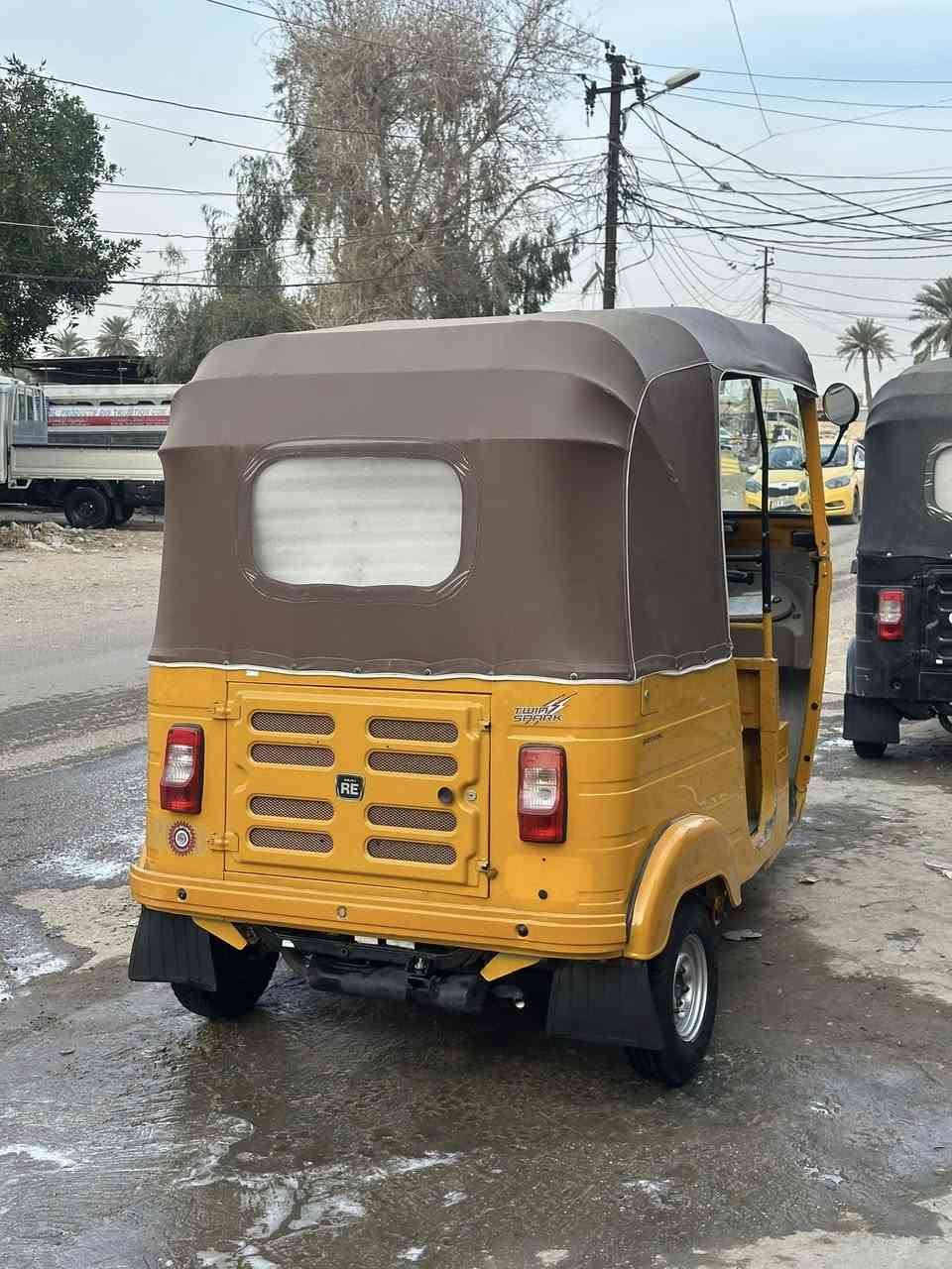 سلام عليكم شباب تكتك للبيع20 تكتك كفاله عامه لادوس ولا قطره صبغ بيه فقط بيه بارد بل لغد ولباقي كفاله مكينه احسل خير من لله مكان بغداد لبياع اي ستفسار تصل وتدلل *********** ما متواجد خاص
