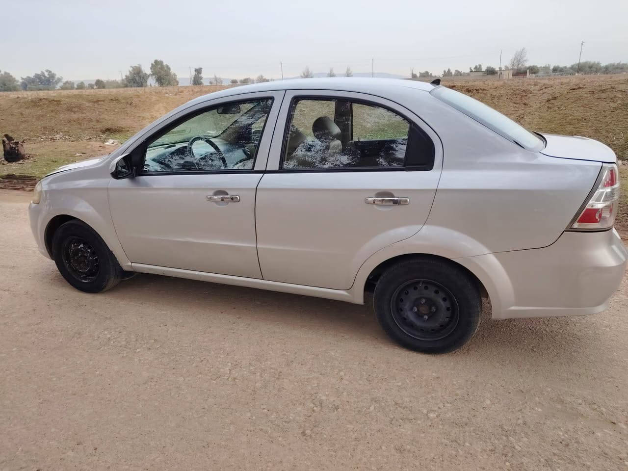 افيو 2011 كوري كير عادي محرك 16 اوبترا داخل اصفر بدون ضرر جاملغ امامي بخ بدون تقحيل السعر 60 بيها مجال رقم سنوية قديم الشراي يتصل 
*********** / ***********
