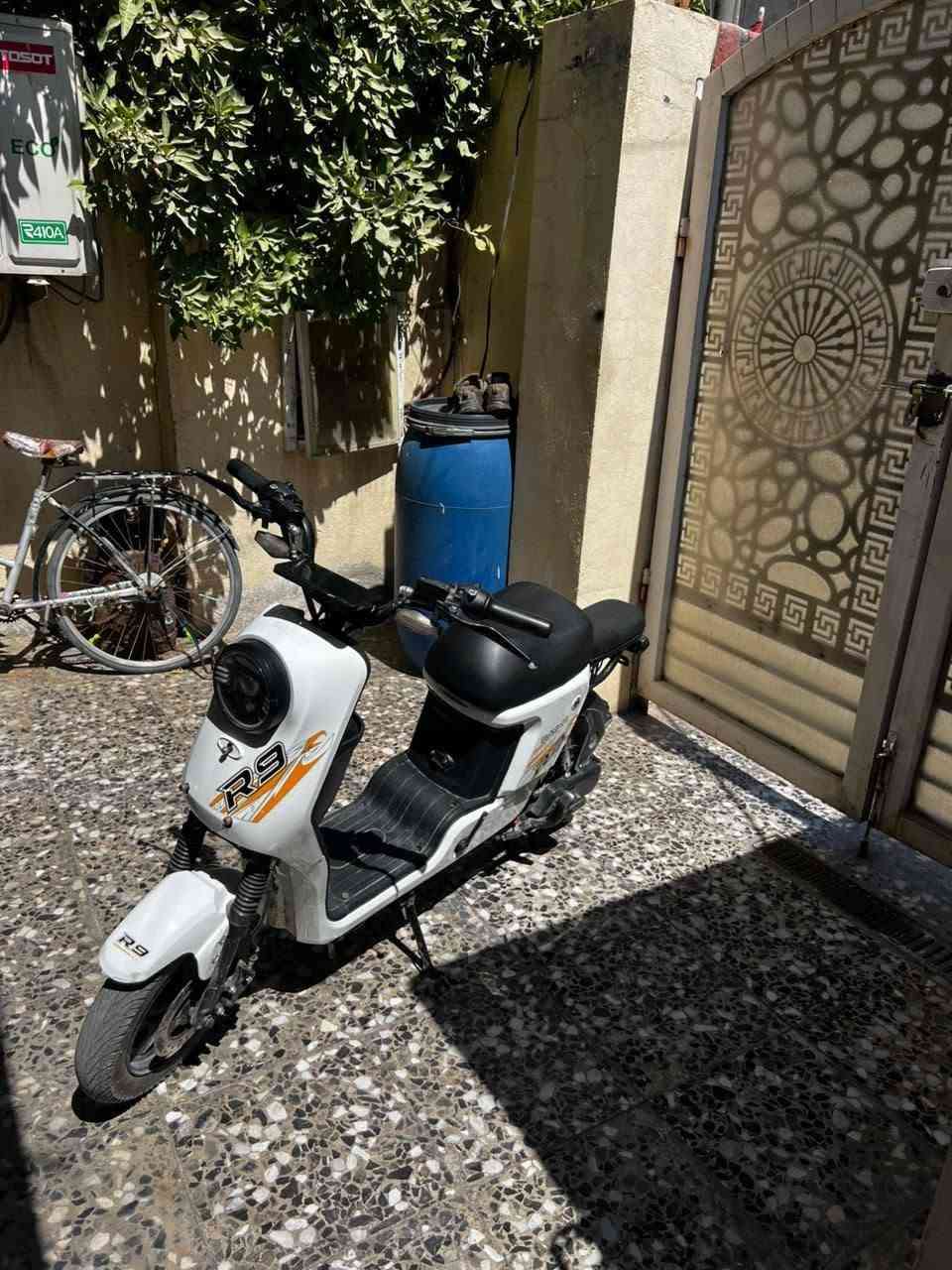السلام علـيكم دراجه R9ريان للبيع مابيهه اي نقص تجي تفحص وتاخذ وبيها نضام بك الرجوع للخلف 3سرع السعر بـ350 العنوان بغداد لدوره ابودشير
السلام علـيكم دراجه R9ريان للبيع مابيهه اي نقص تجي تفحص وتاخذ وبيها نضام بك الرجوع للخلف 3سرع السعر بـ350 العنوان بغداد لدوره ابودشير 
الرقم ***********بي واتساب.
