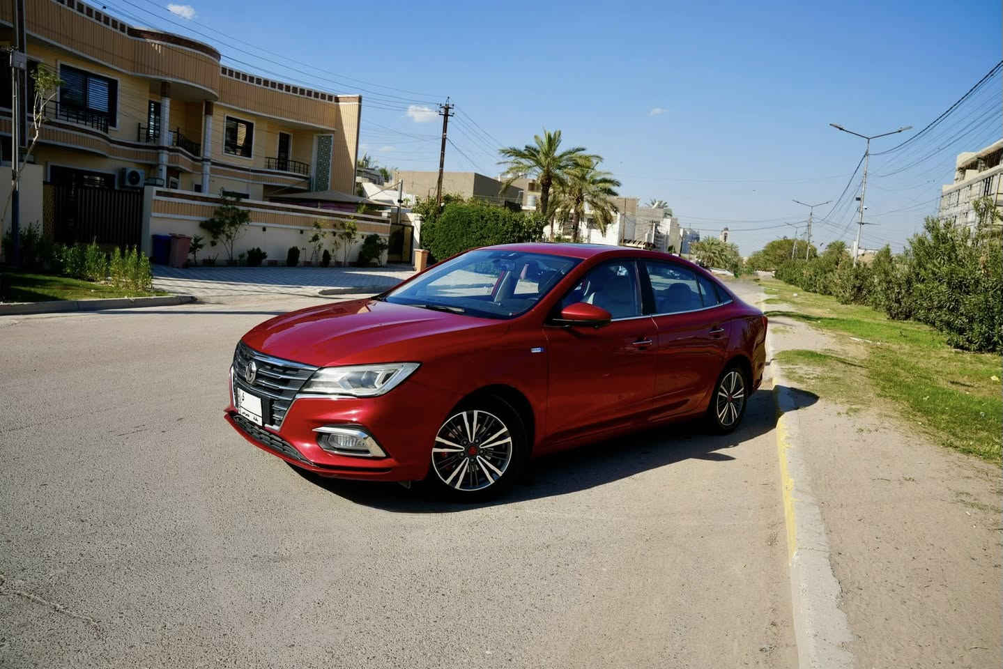 للبيع 
MG5
 موديل 2024 (فول مواصفات)
يوجد سونار مع الصور 
🔹 الممشى: 88,000 كم
🔹 السيارة بحالة ممتازة وما محتاجة أي صرف
🔹 السيارة باسمي (نقل فوري)
🔹 مركّب عليها منظومة غاز — تنباع ويا المنظومة أو بدونها حسب رغبة المشتري
✨ المواصفات:

✔ كامرات 360 درجة
✔ كشنات جلد
✔ كشنات كهرباء
✔ تدفئة كشنات
✔ فتحة سقف
✔ فول إيرباغ
✔ بصمة تشغيل
✔ دخول ذكي
✔ مرايا كهرباء
✔ سونار
وباقي المواصفات 
📍 الموقع: بغداد
📞 للتواصل: ***********

سيارة نظيفة فول مواصفات، جاهزة للاستخدام اليومي والسفر،
