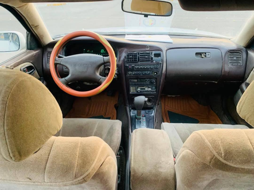 السلام عليكم رمضان كريم عالجميع
سيارة كرستة موديل ٩٥ لون ابيض رقم انبار انكليزي مشروع وطني سنويه جديدة لل٢٠٣٠
 مكفولة من الكص ونقل الجثه والاصوليات تحويل مباشر  مصبوغه عام للجماليه كير ونجي ناعم ومكينه مكفولات تخم تاير كهربائيات سيارة جاهزة مال جناي السعر ٦٣ وبيها مجال 
العنوان النجف ـ كوفة ***********
