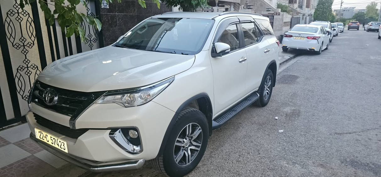 فورجينر
2017
مواصفات GXR V6
بدون دعم وسبخ دعامي ل دعامي
كير ومكينة وارسل بشرت
وسعر 305 بيها مجال شوية
عنوان أربيل
***********
