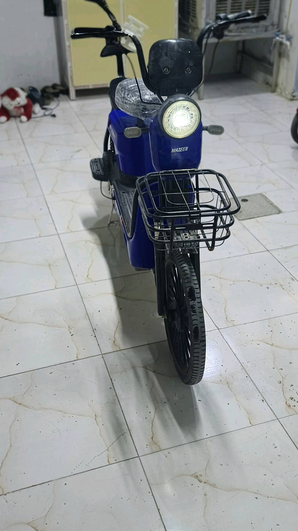 الباسكيل الشحن كل عيب مابي كلشي شغال بس بريك امابي يرادله دسك والوره هم كذالك والشراء يتفضل خاص