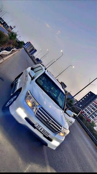 لاندكروز GXR • ٢٠١٠ • ١٤٩٠٠٠ كم