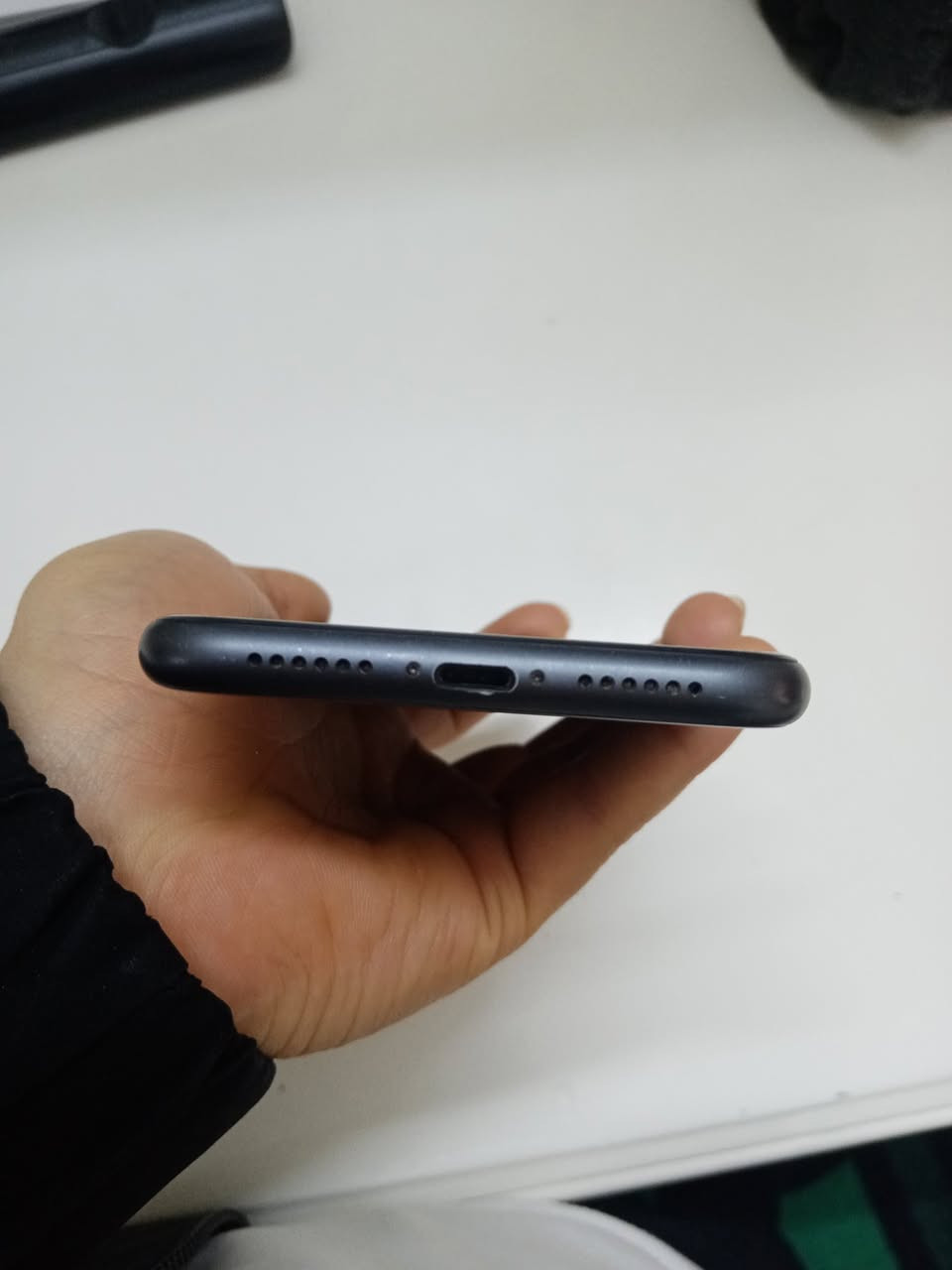 ايفون 11 عادي نضيف 90‎%‎
ذاكرى 64 مامفتوح ولامبدل بي 

بس بي خط بل شاشة 

200الف


**إذا كنت صاحب هذا الإعلان وتريد حذفه لأي سبب، رجاءا أرسل رسالة إلى الدعم الفني**