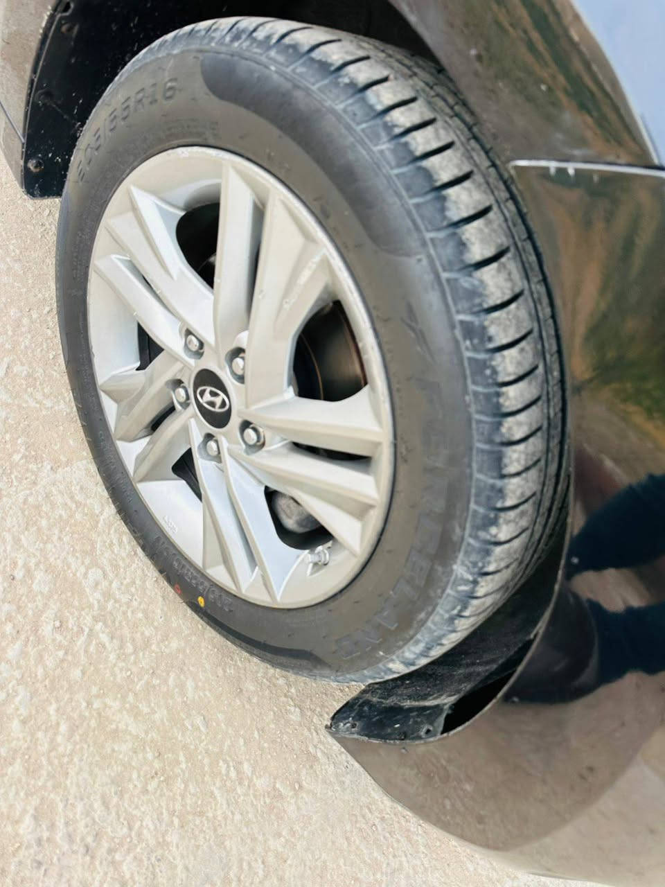 سلام عليكم النتره 17 لبيع 117 وبيه مجال 
رقم اربيل بيه فقط نص البنيد صبغ وباقي مكفول 

موصفات معروفه تحكم ستيرن كامره شاشه ماشيه 100 ميل فقط رقم  *********** مكان كربلاء
