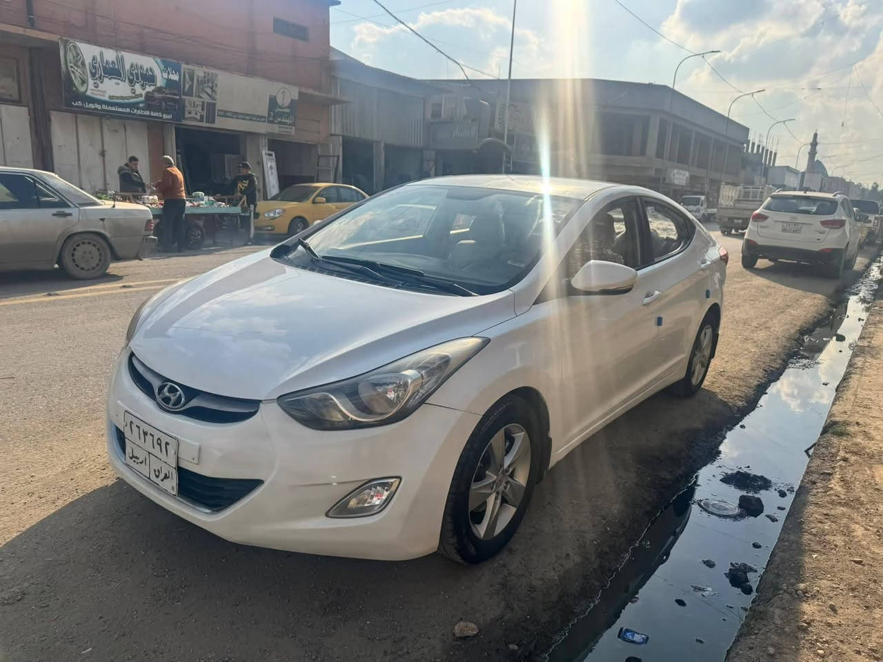 الانتره
موديل ٢٠١٢ خليجي محرك ١٦ كابون بانزين بيها
بدون ضرر السونار مرفق مع الصور 
شرط التحويل
السعر ١١٥ وبيها مجال
***********
