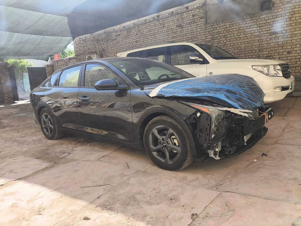 سلام عليكم لبيع K4 2025لون فيلي رقم بغداد بنيد ودعاميه صبغ فقط إرباك ستيرن وبرده طاك ماشيه 3الف السعر 175 بيه مجال بسيط والي ماتعجبه يدعينه بلرزق مكان السياره محافضه ميسان


**إذا كنت صاحب هذا الإعلان وتريد حذفه لأي سبب، رجاءا أرسل رسالة إلى الدعم الفني**