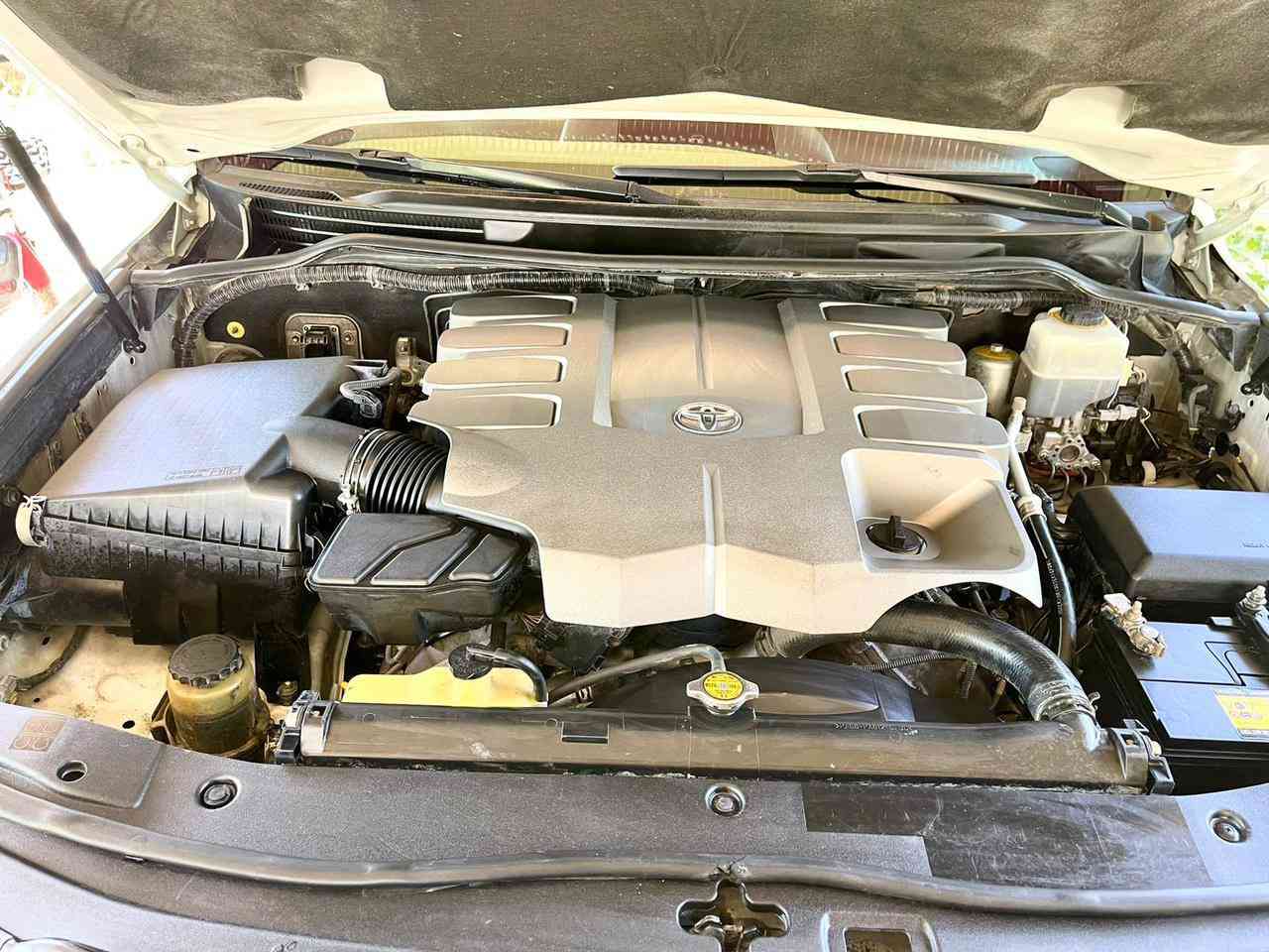 لاندكروز ٢٠١٢  اربيل بريم اصلي مكفوله من الضربه والصبغ

فول مواصفات فتحة سقف  كشنات جلد بصمة تشغيل وبصمة ابواب زراكات مري شفط حساسات اشاير بالمري كامره 

حجم المحرك 8سلندر 4600

***********/  ***********
