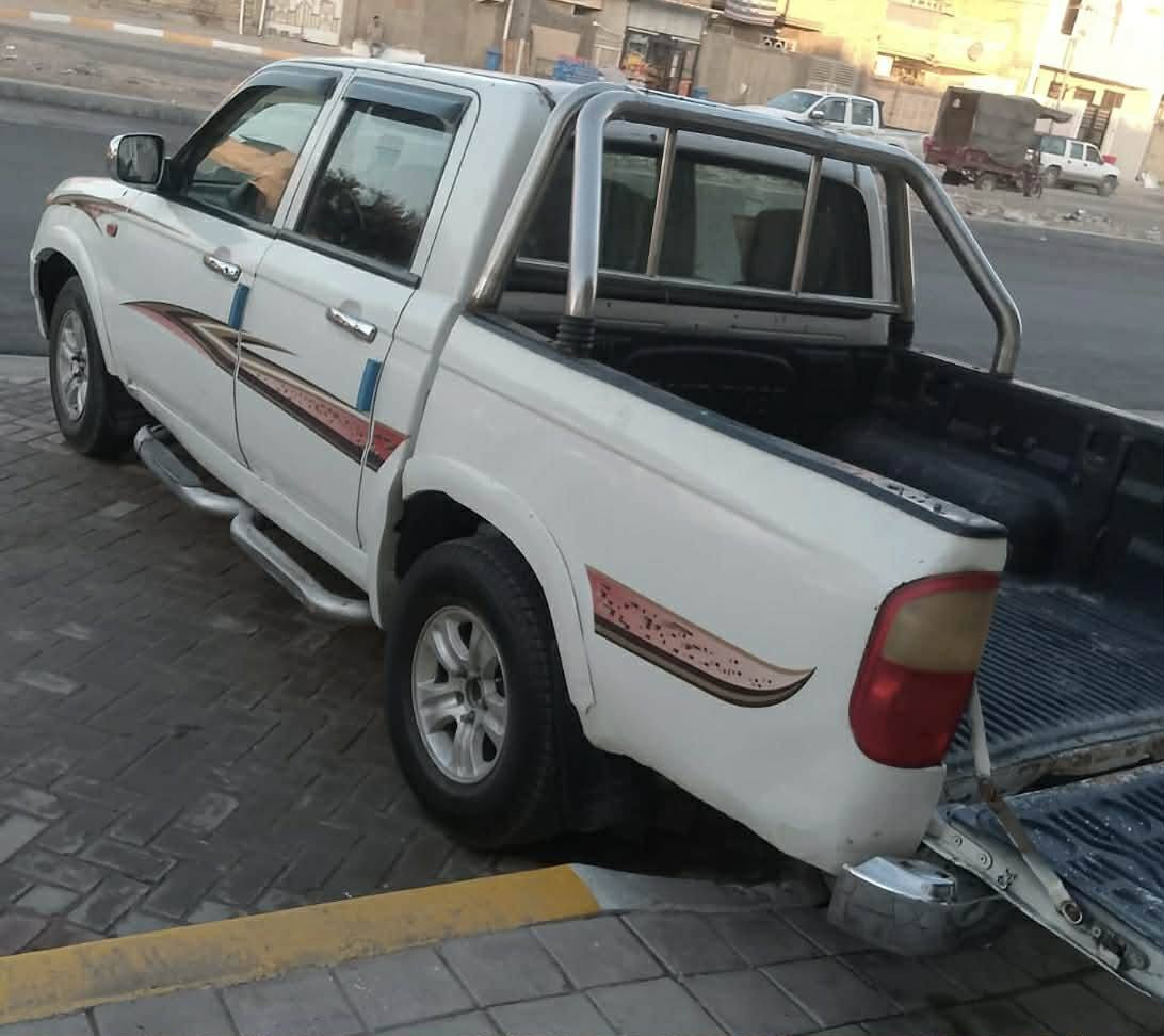 للبيع بيكم شيري موديل 2012  رقم بغداد دولي كير ومحرك مكفول تخم تاير حدادية جديدة كهربائيات كلها شغالة تبريد شغال سيارة جاهزة مكاني بغداد مدينة الصدر للاتصال ***********
