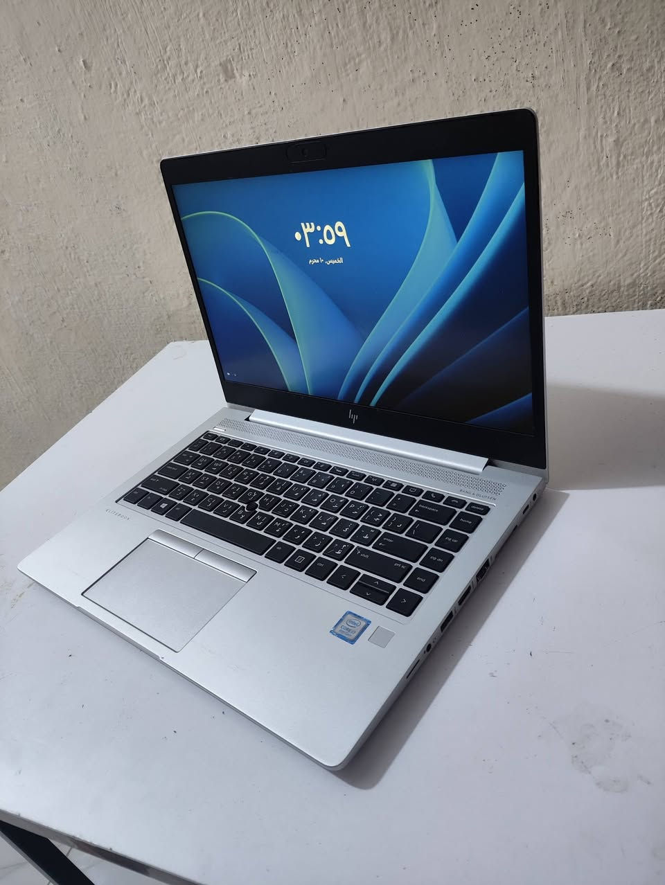-لابتوب HP 840 G6
-حجم شاشة ١٤ FHD IPS
-بصمة يد -كامرة قابلة للغلق
-معالج كور اي 17 الجيل الثامن CI5
-رام ۸ کیکا DDR4 قابل للتطوير
-هارد SSD-256GB قابل للتطوير
-كرت شاشة داخلي انتل ٤ كيكا
-منفذ اتش دي مباشر-منفذ ايثرنت-منفذ سیم کارد-منفذ دوك ستيشن-منفذ USB3 عدد ٢
-منفذ تايب سي عدد |-منفذ اواکس
-باتري ليثيوم يوفر ۳ ساعات
السعر 485 الف وبيها مجال 
للاستفسار الاتصال على ***********

