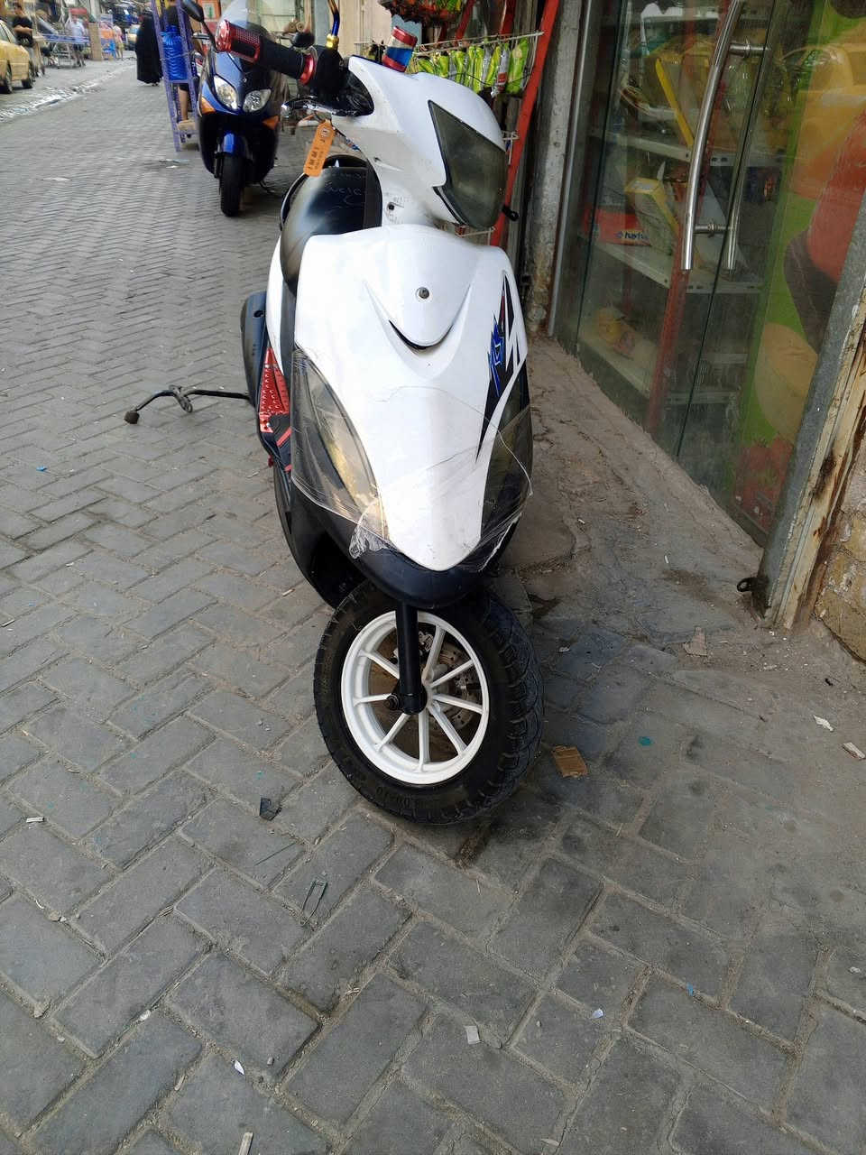 سلام عليكم دراجة ماكس عدلة للبيع  دراجة كلشي مابيها مكينة كلش نضيفة وناعمة  المكان بغداد قرب جزيرة السياحة سعر الدرجة 600 وهذا الرقم *********** متواجد واتساب و مازنجر
