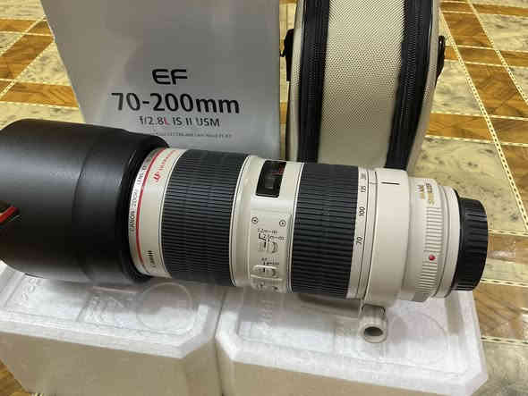 عدسه كانون 70-200 دبل استبلايزر 
الاصدار الثاني نظافه 98‎%‎ اخت الجديد 
السعر مليون و 400 الف
مكاني بابل 
***********
