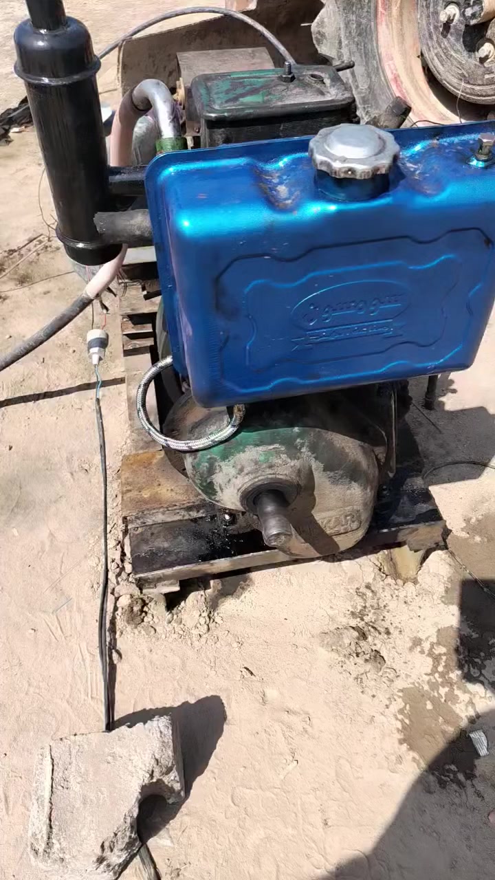 سلام عليكم مولد 10 حصان تبريد ماء مجفت جديد اصلي 
راس توليد 7 ونص ابو الشعله نحاس ١٠٠/١٠٠ شاصي تزكام ثقيل مثل ماموضح بالفيديو السعر ٤٥٠ وبي مجال بصيط استفسار اتصل ***********

*********** المكان الديوانية قضاء سومر
