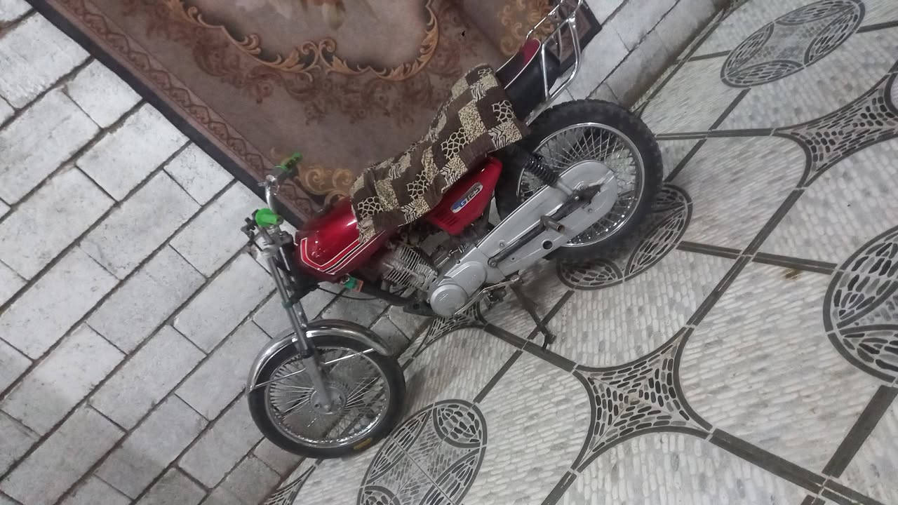 سلام عليكم اخوان عندي هاي اماطور نامي برو 2017اسعر 350مكان كركوك حي العسكري ***********
