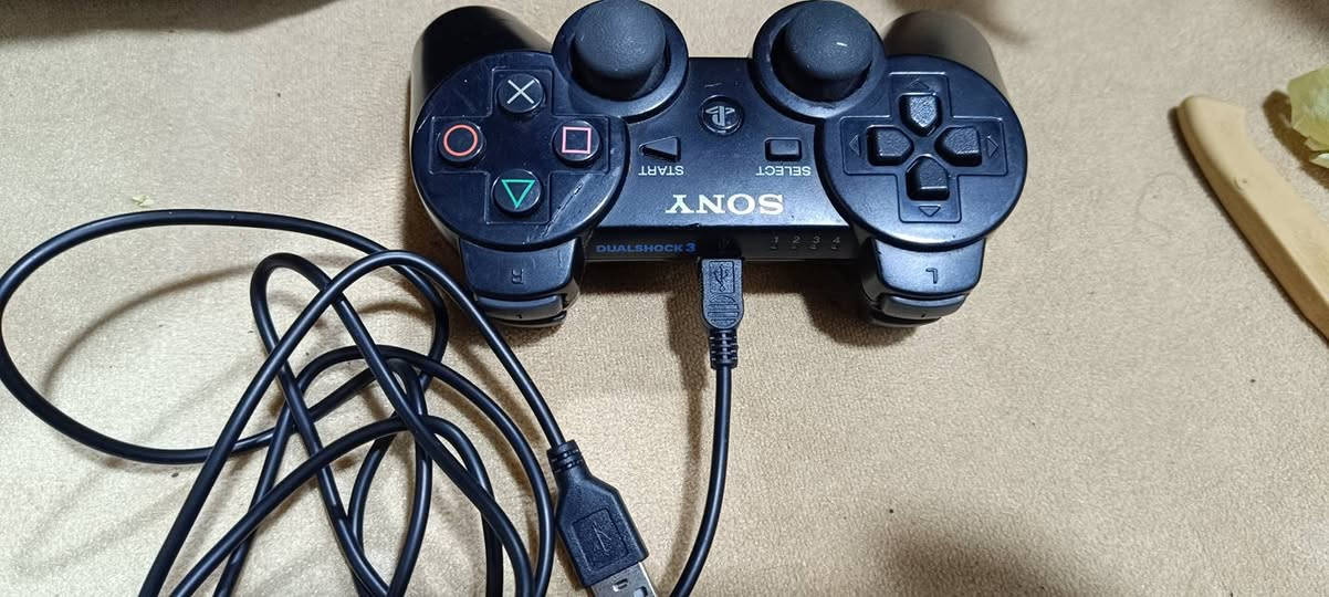 إلكترونيات للبيع 
***********
