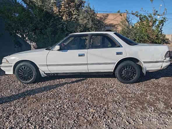 السلام عليكم 
مارك مسطرة ما مسجل ما مكصوص
كير محرك شرط(محرك ونجي) 
طخم ٤ تايرات جدد صدر نص عمر باتري جديد
السعر 14 وبيها مجال
العنوان الزاب ***********
