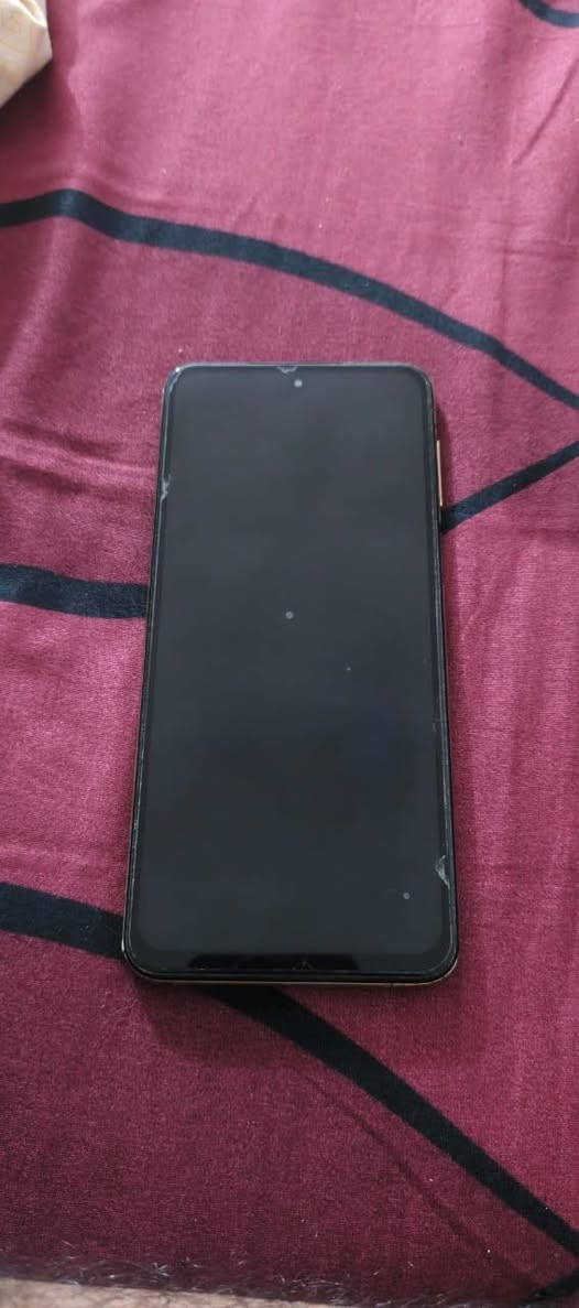 السلام عليكم تلفون ريدمي نوت ٩ برو ذاكره 128 وداخليه 6 تلفون حلو مكاني ناصريه مركز رقمي.  ***********

