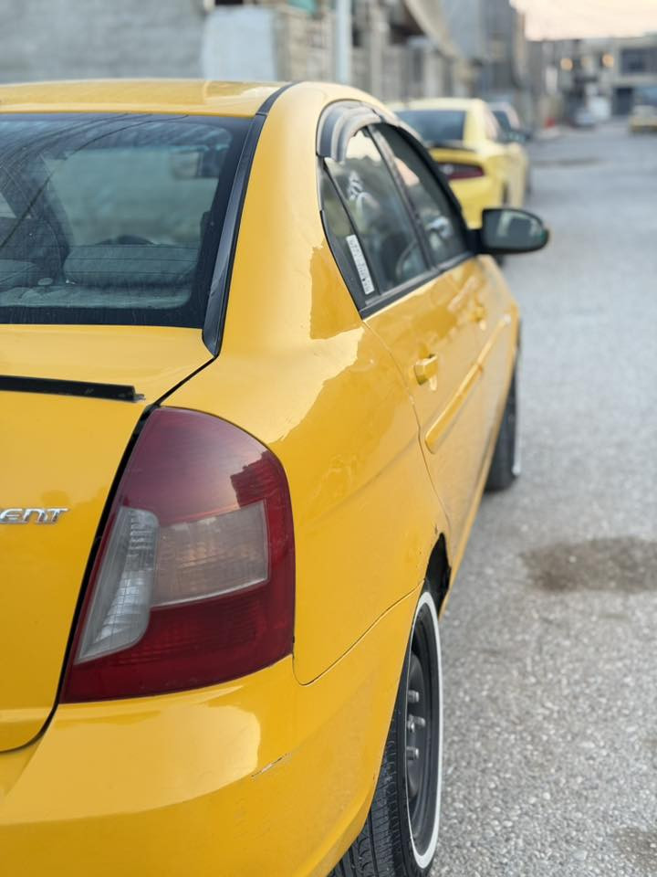 سلام عليكم
سياره اكسنت دبدوب للبيع 
موديل 2009 كابون بانزين 
رقم بغداد انكليزي  بسمي شرط التحويل
حادثها جاملغ الخلفي بيها داخل وموضح بصوره و جاملغ امامي مبدل بدون دواخل سعر 82 وبيها مجال للتواصل***********
