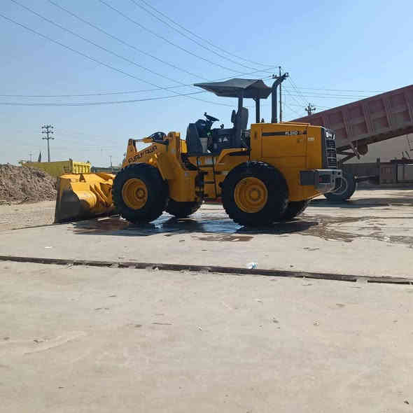 شفل للبيع فور كاوه رقم قادسيه مديل ٢٠١٥  رقم هاتف *********** السعر 270
