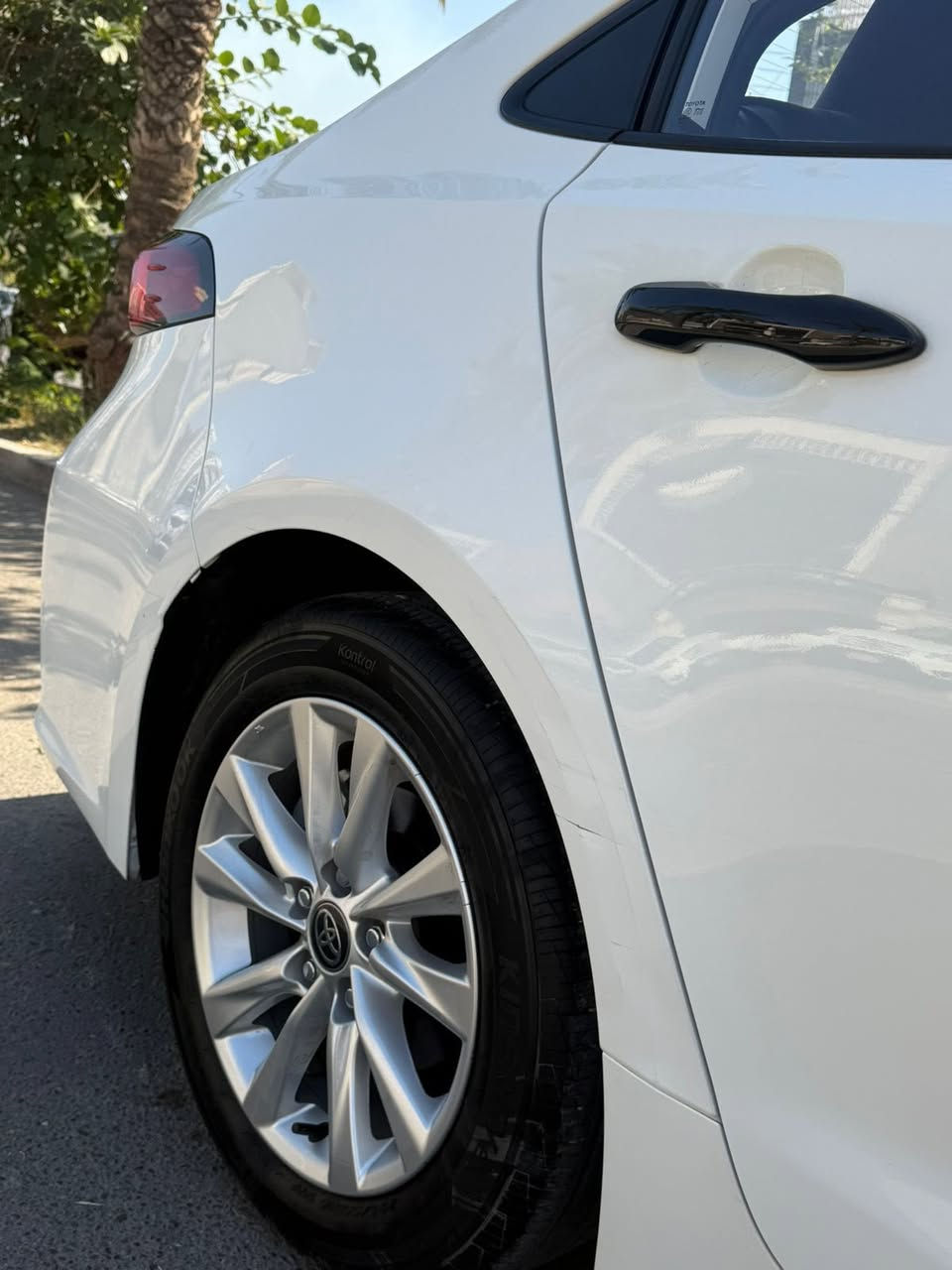 السلام عليكم للبيع تيوتا كورلا 2024 فول مواصفات
السيارة شكل الخليجي محرك هايبرد

السيارة بيها بارد:

بارد بخشم البنيد 

بارد بهلال الجاملغ 

بارد بقبغ الصندوق

 رقم بغداد  

ماشية 28.000k 

السعر المطلوب 145 ورقة وبيها مجال 

  مواصفات السيارة  معروفة 

للاستفسار اكثر الاتصال على الرقم أدناه⬇️

مكان السياره شهداء السيدية 

***********
